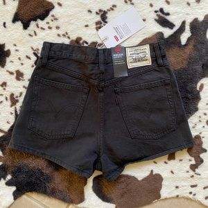 Levi’s Premium Ribcage Shorts